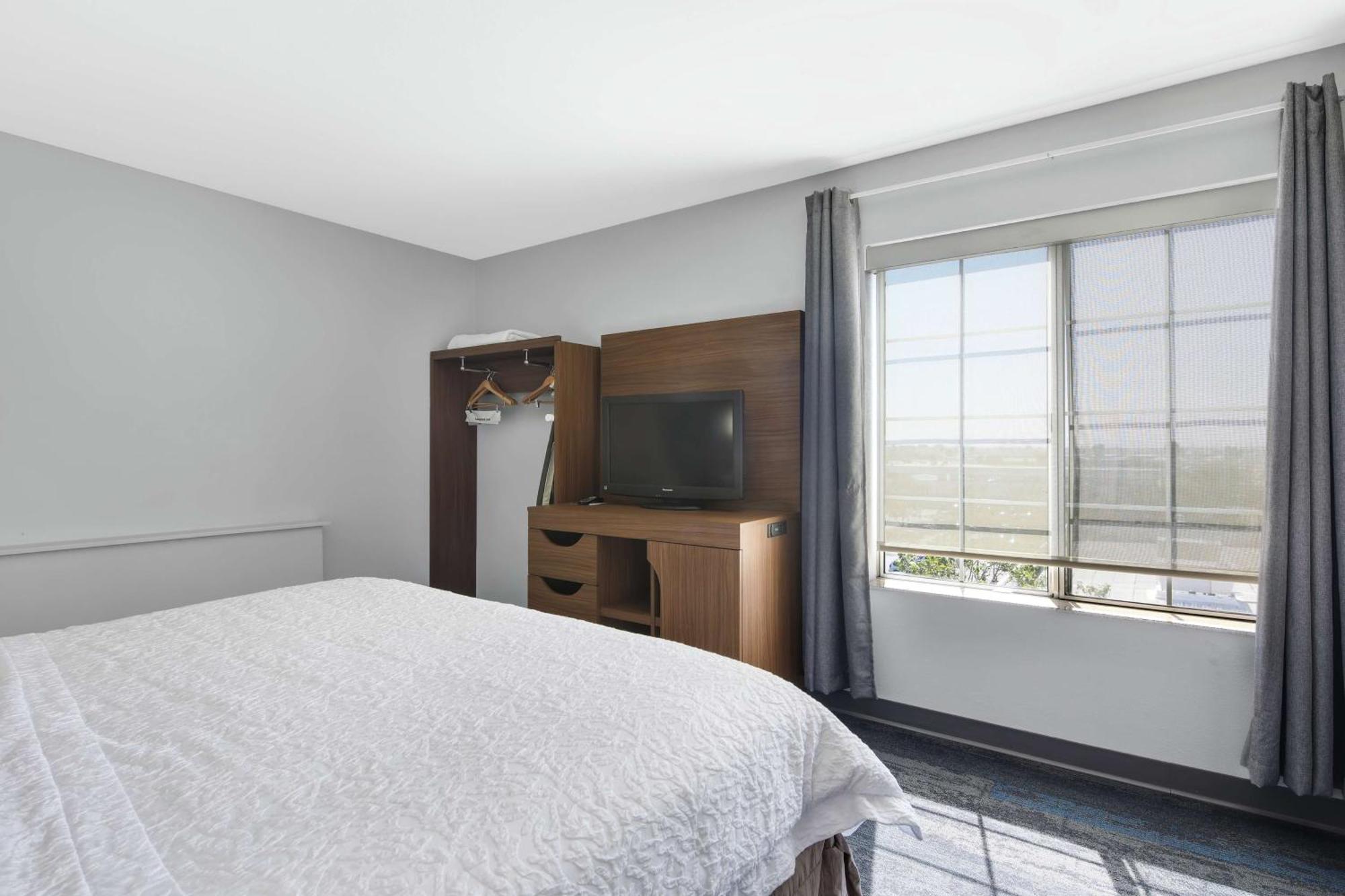 Express Inn Санта Ана Екстериор снимка