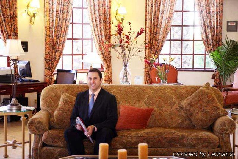 Express Inn Санта Ана Интериор снимка